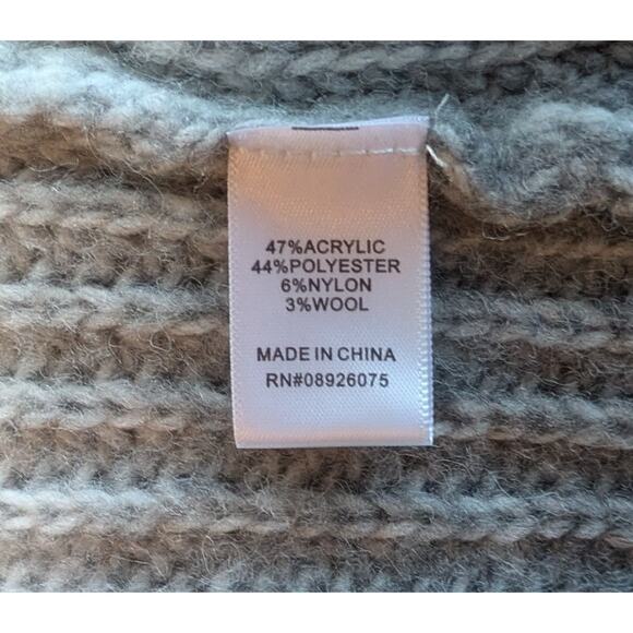 New Birch NY Turtleneck Sweater XL Gray White Ombre Gradient Cozy Classic Basics - Picture 9 of 9